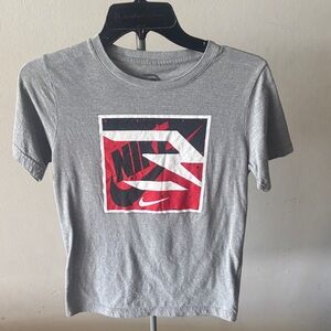 Nike Gray Short Sleeve Tee with Red and Black Graphic